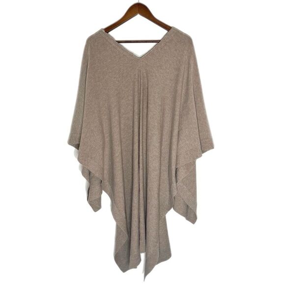 Lauren Ralph Lauren Ruana Shawl with Pockets - Picture 2 of 6